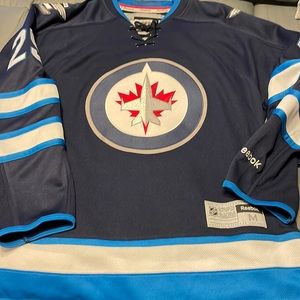 Wiinipeg Jersey mens medium